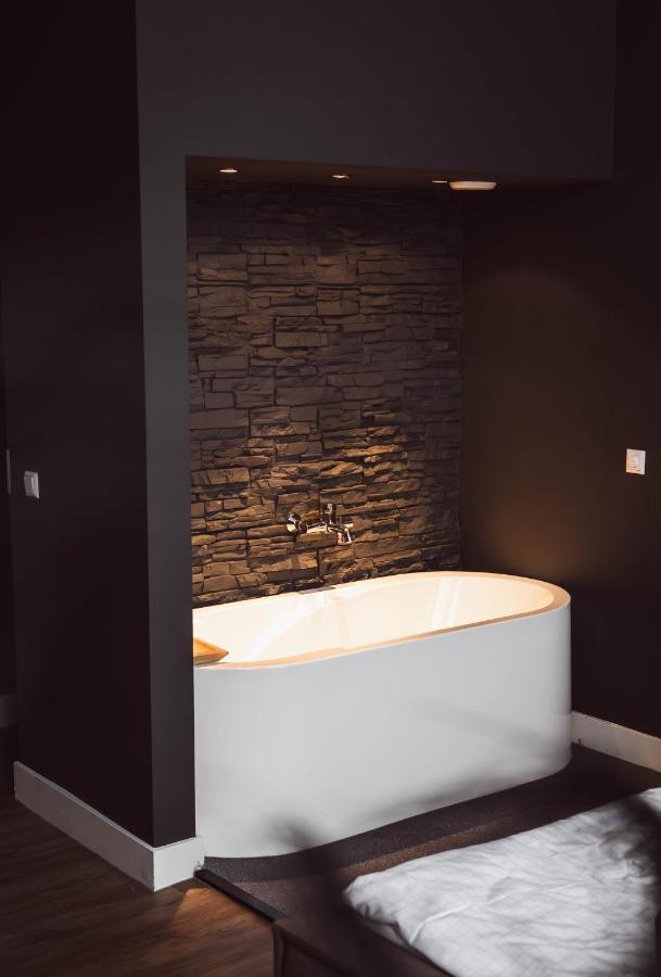 Tres Boutique Hotel ホリンヘム エクステリア 写真